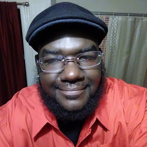 Meet your Posher, Kenneth - Picture 1 of 1